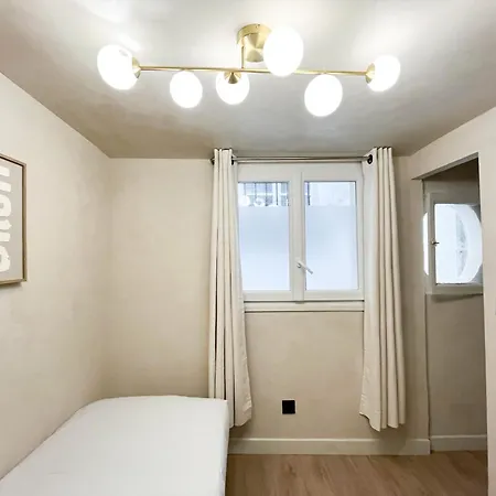 Urban Flat 199 - Beautiful 5 Bedrooms In The Center * Parigi