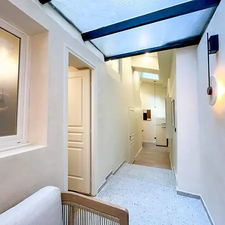 Apartment Urban Flat 199 - Beautiful 5 Bedrooms In The Center Paris
